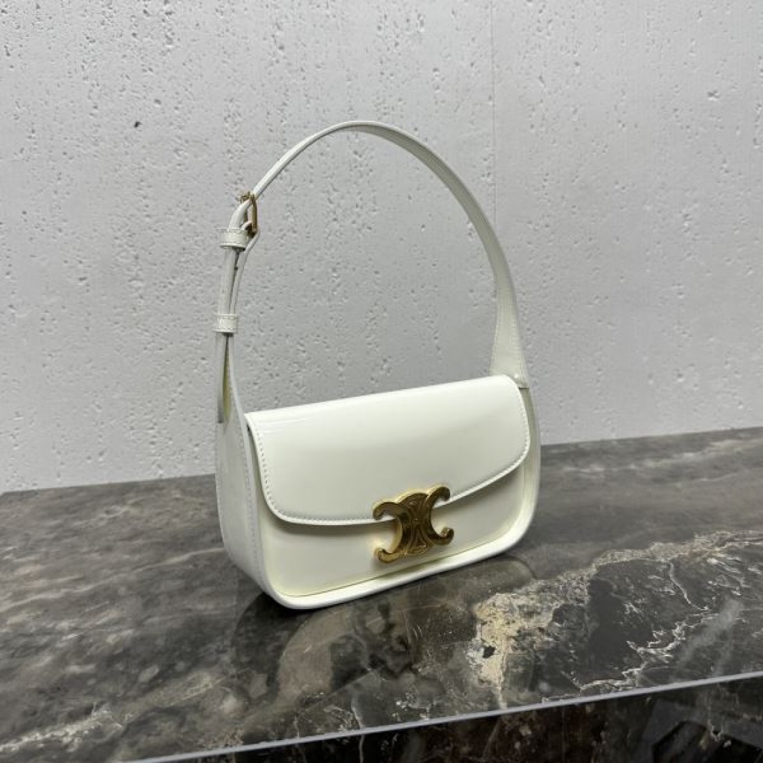 CHANEL コピー トートバッグ シャネル 素敵なコーデは大注目 シャネル
