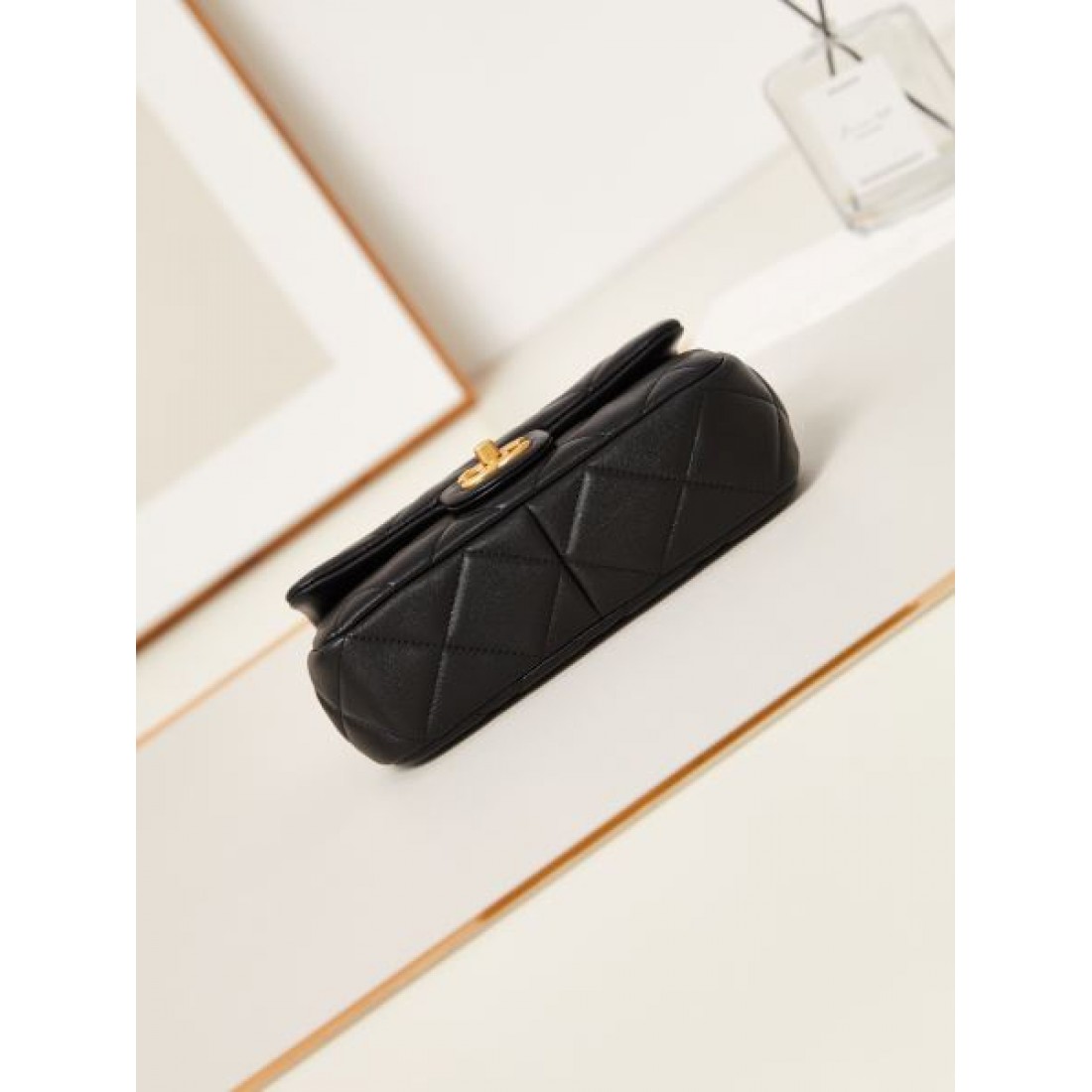 CHANEL コピー ショルダーバッグ 海外よりお届け限定品 シャネル