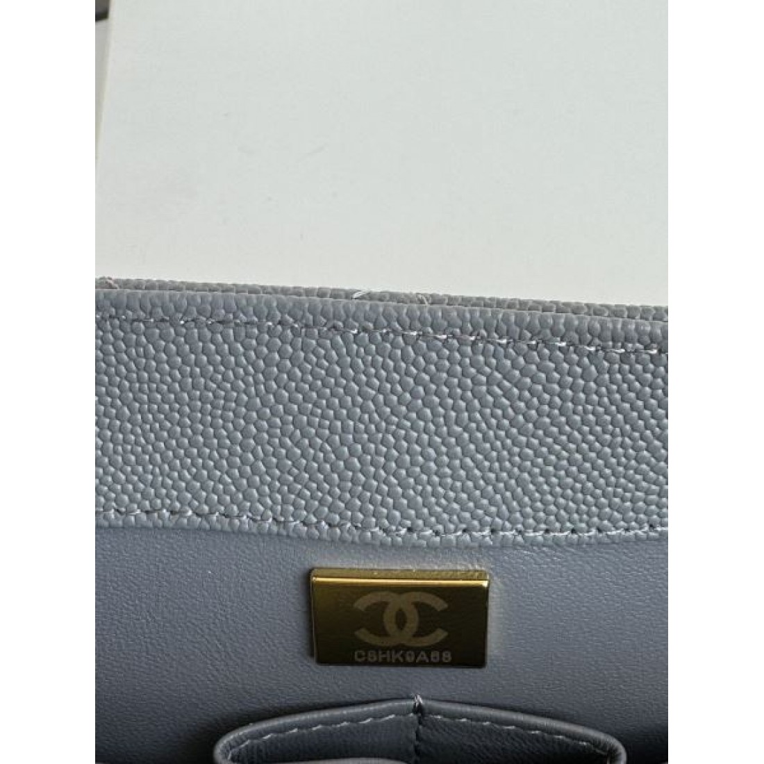 CHANEL スーパーコピー トートバッグ ロゴ カジュアルに着こなし シャネル