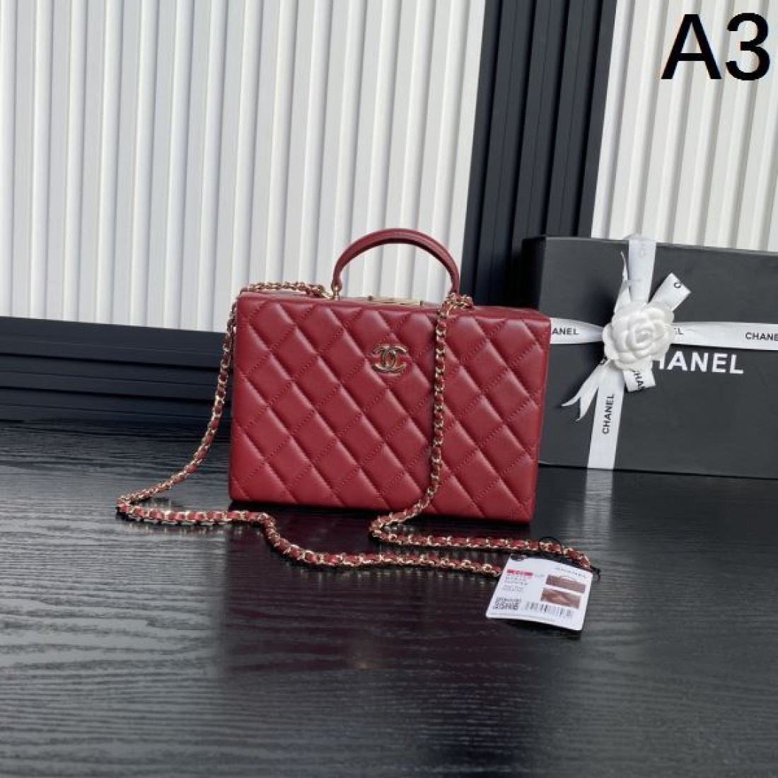 CHANEL コピー トートバッグ きれいめコーデに変身 シャネル