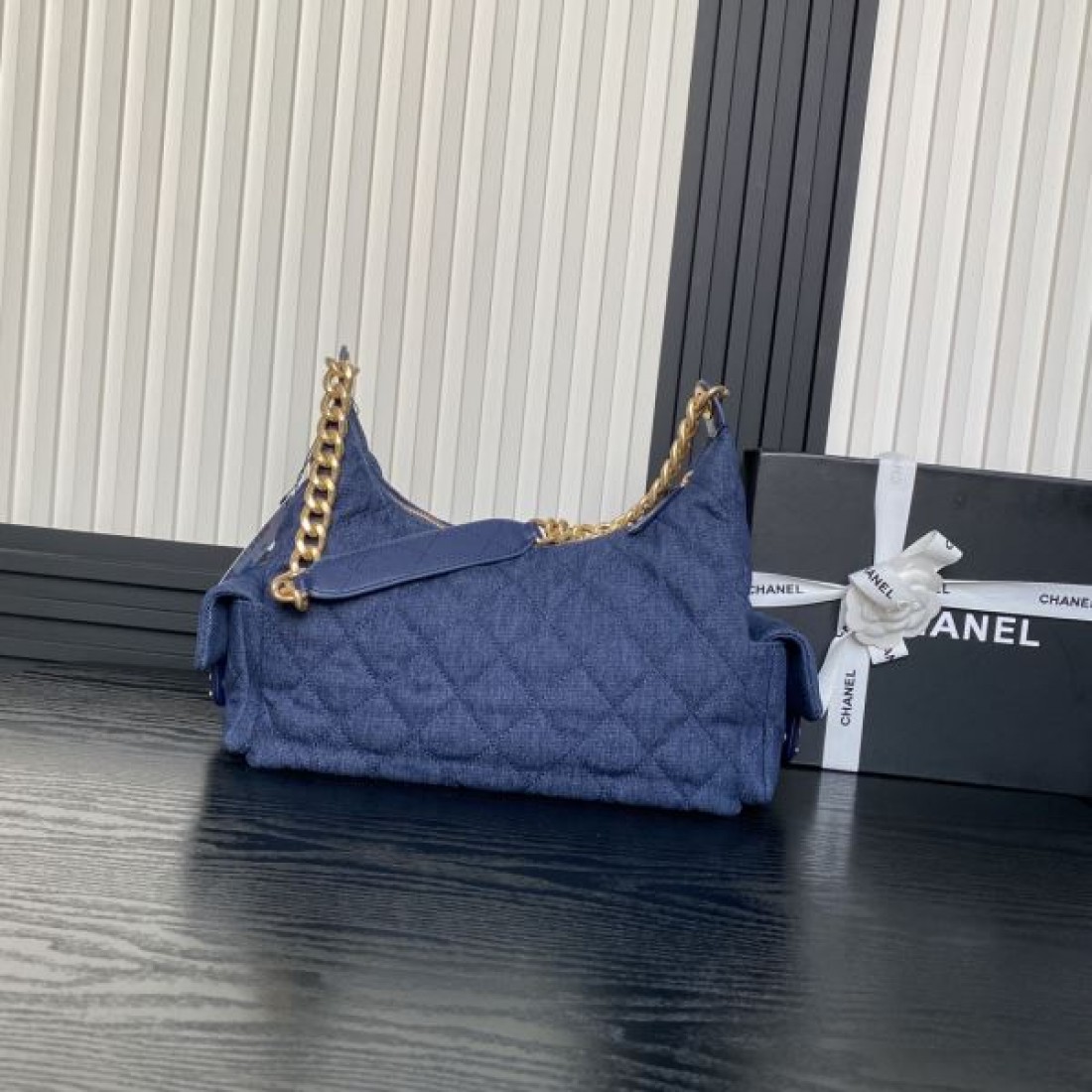 CHANEL コピー トートバッグ 上級者すぎる着こなし シャネル