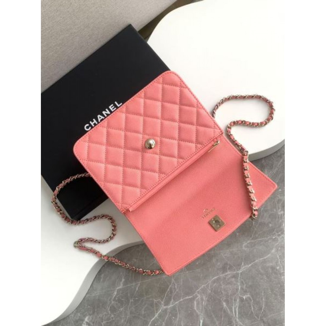 CHANEL コピー バックパック ロゴ 今季爆発的な人気定番商品 シャネル