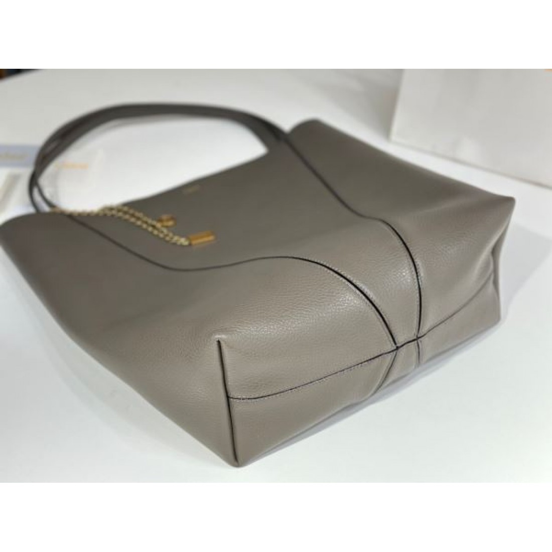 クロエ コピー トートバッグ ロゴ 魅力の詰まったスタイル CHLOE