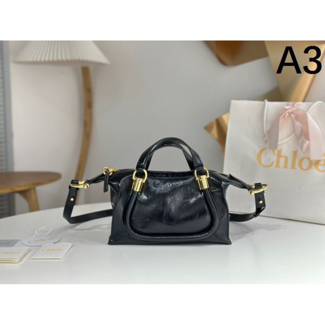 CHLOE スーパーコピー トートバッグ ロゴ 遊び心が溢れるアイテム クロエ