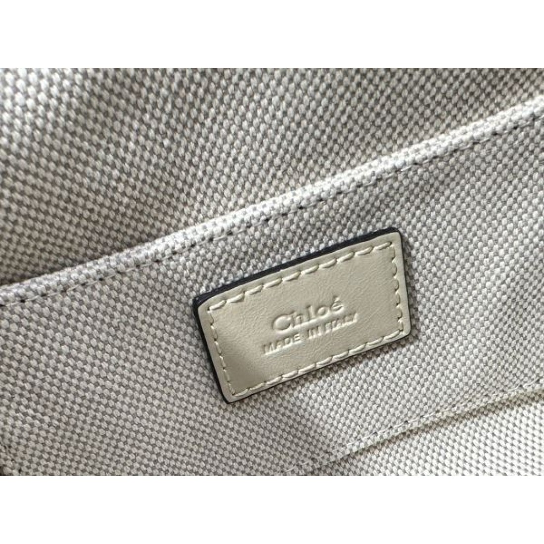 CHLOE スーパーコピー トートバッグ ロゴ 遊び心が溢れるアイテム クロエ