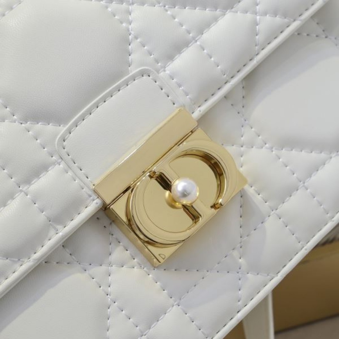 DIOR スーパーコピー トートバッグ ロゴ 完売次第終了早い者勝ち ディオール