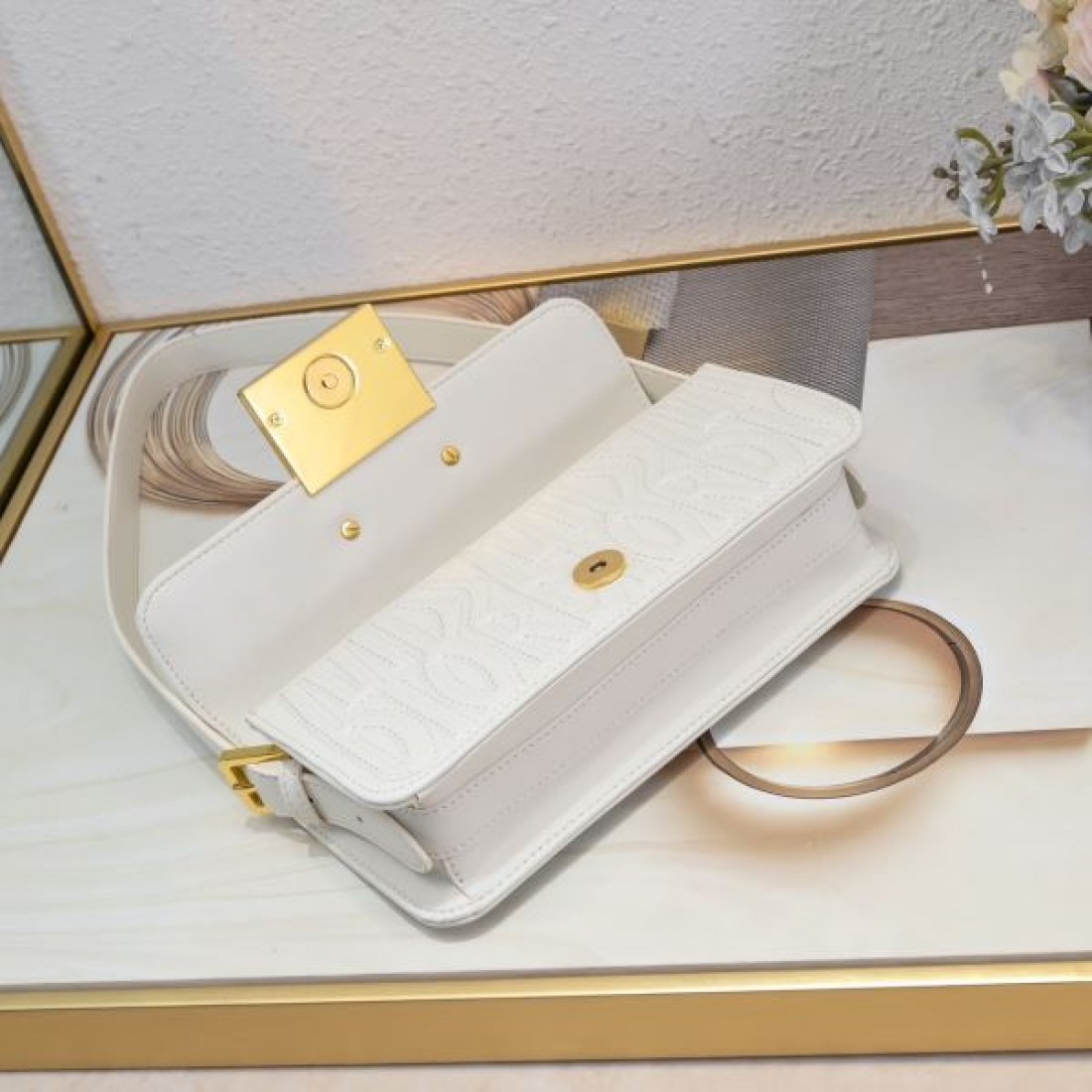 DIOR スーパーコピー トートバッグ ロゴ 新作セール価格でゲット ディオール