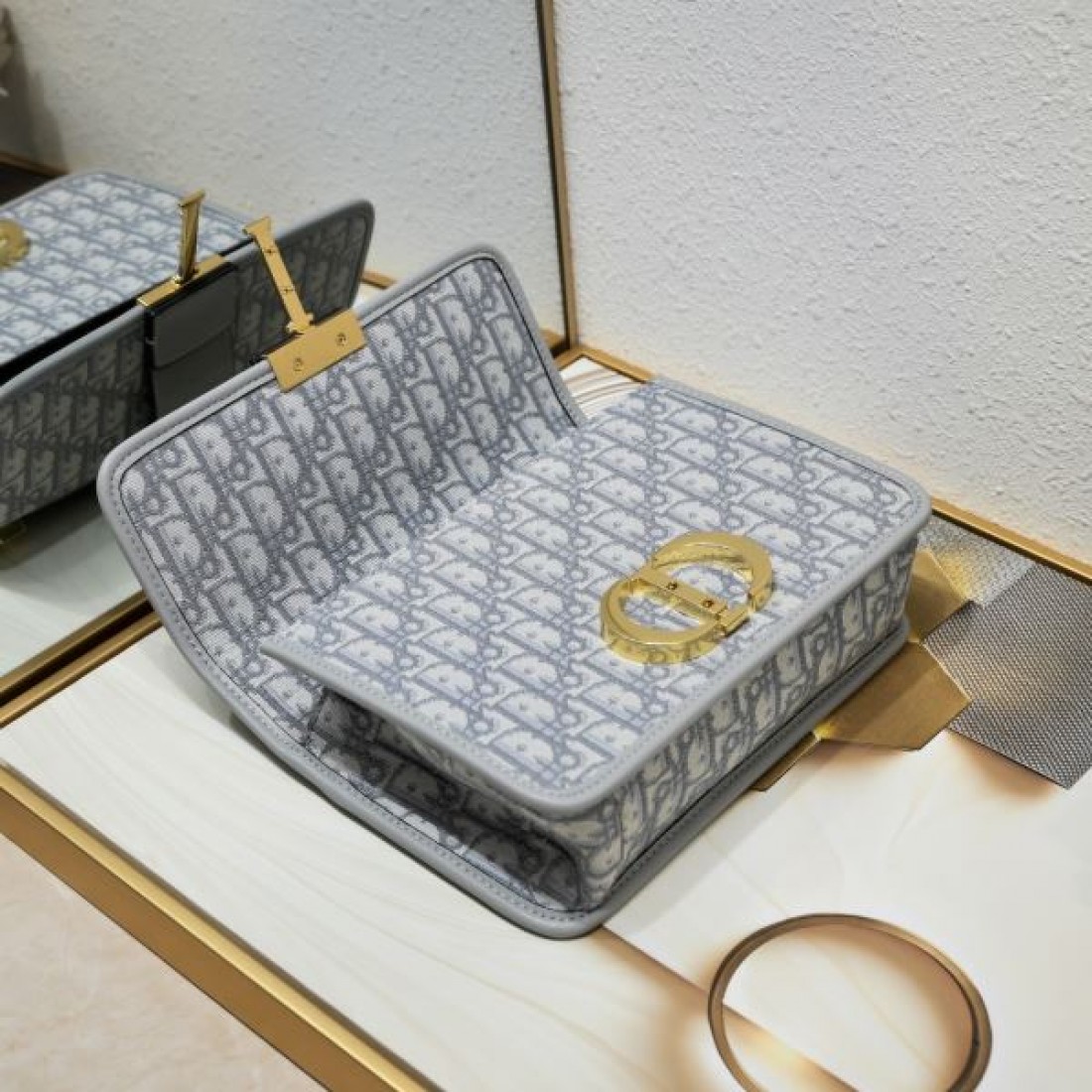 DIOR スーパーコピー ショルダーバッグ ロゴ 最新ブランド新品が熱い ディオール
