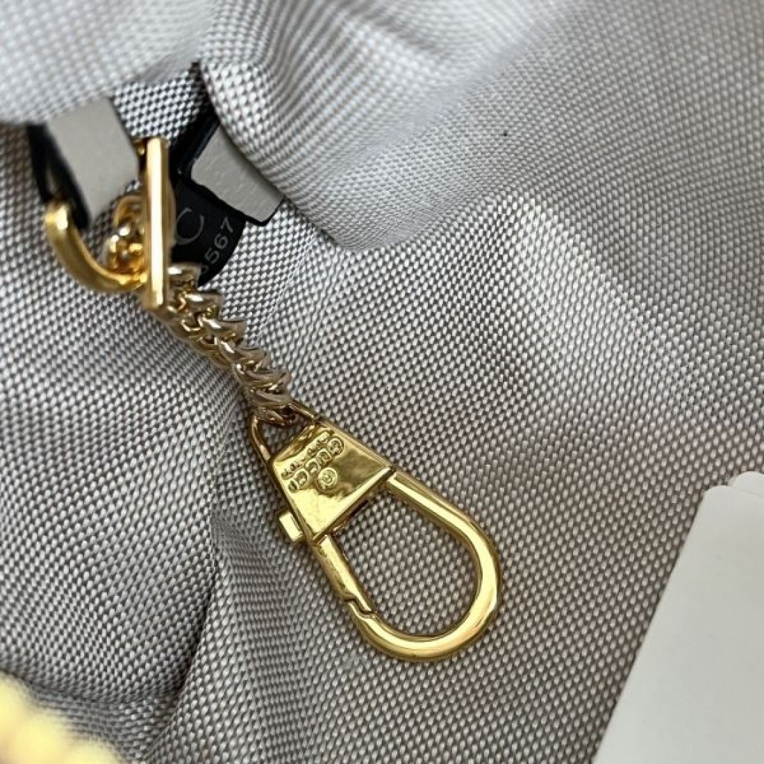 GUCCI スーパーコピー トートバッグ ロゴ オシャレにまとめる逸品 グッチ