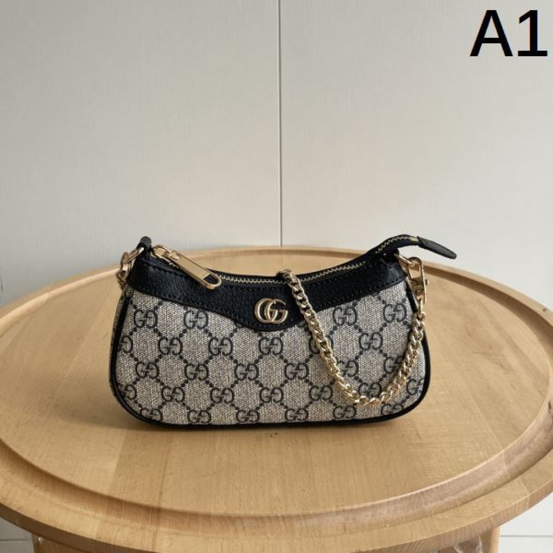 GUCCI スーパーコピー トートバッグ ロゴ 新作限定めっちゃ綺麗色 グッチ