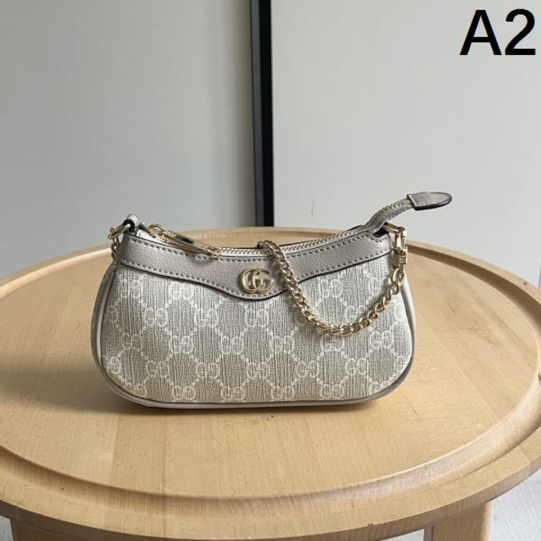 GUCCI スーパーコピー トートバッグ ロゴ 新作限定めっちゃ綺麗色 グッチ