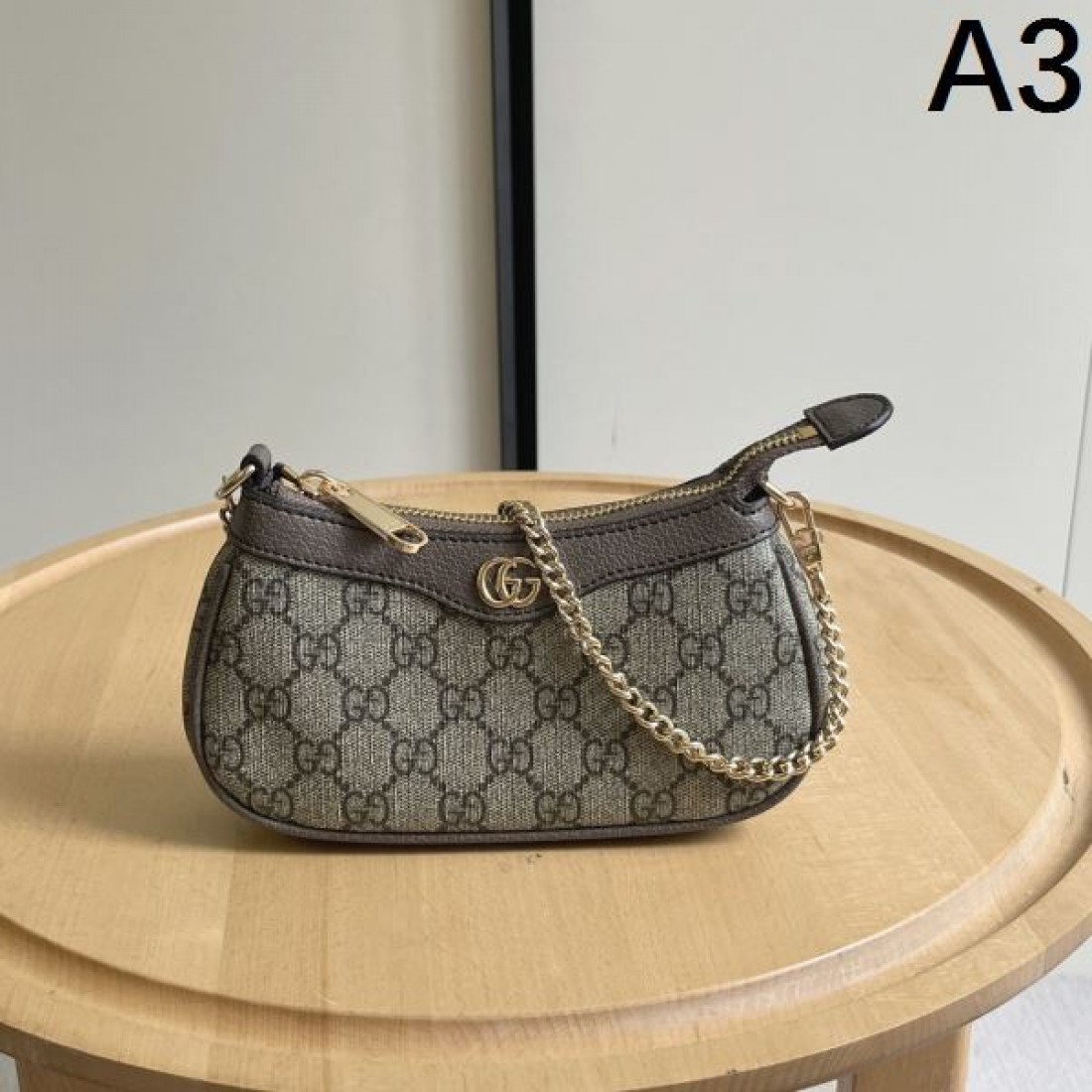 GUCCI スーパーコピー トートバッグ ロゴ 新作限定めっちゃ綺麗色 グッチ