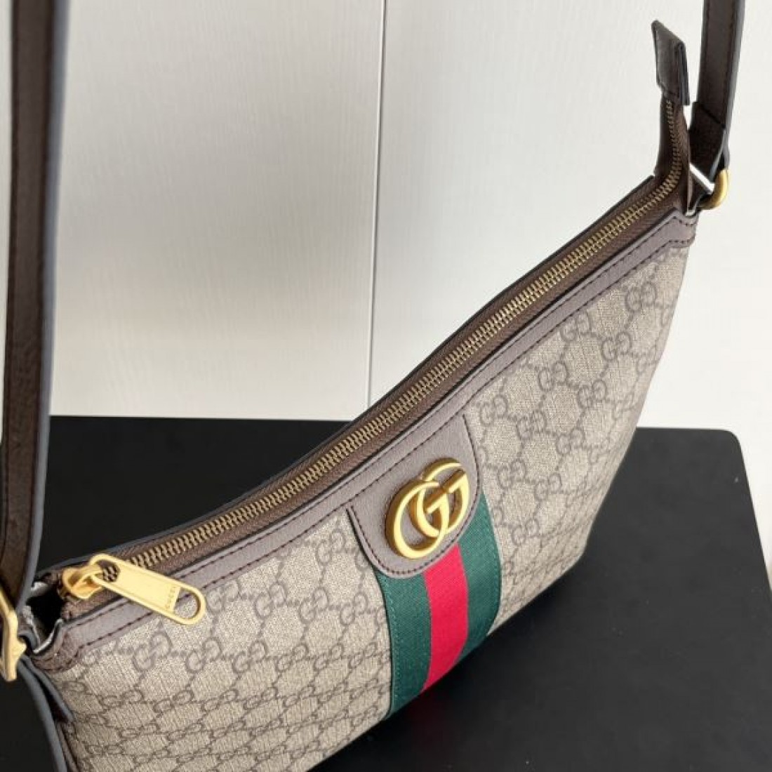 GUCCI スーパーコピー トートバッグ ロゴ 新作限定華やかキュート グッチ