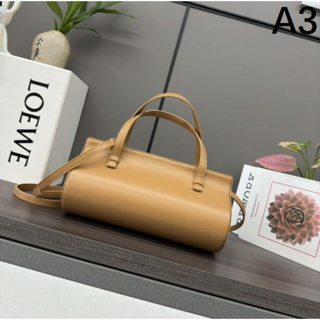 LOEWE スーパーコピー トートバッグ ロゴ  トレンドコーデが楽しめ ロエベ
