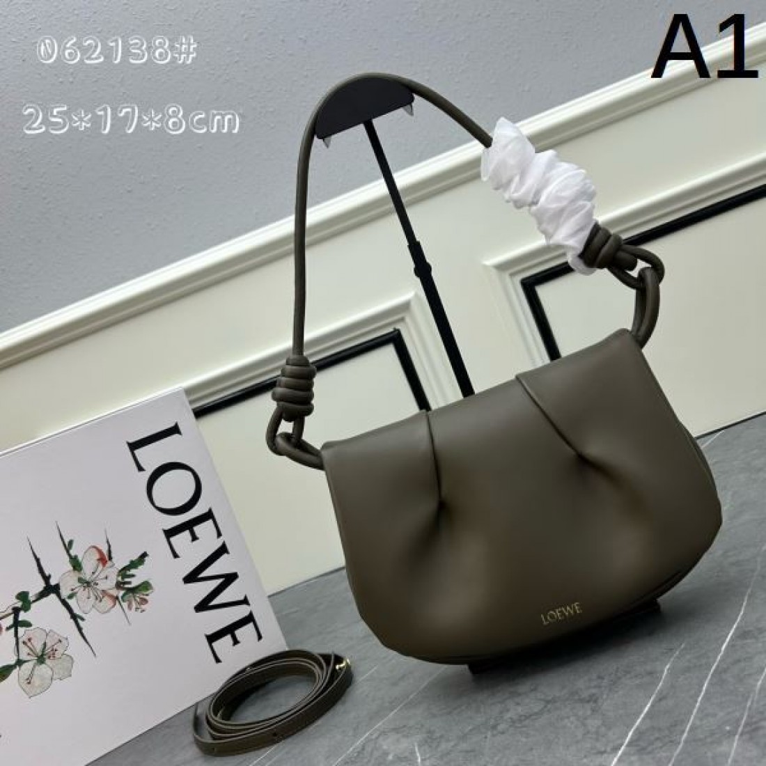 LOEWE スーパーコピー トートバッグ ロゴ カジュアルさが強すぎる ロエベ