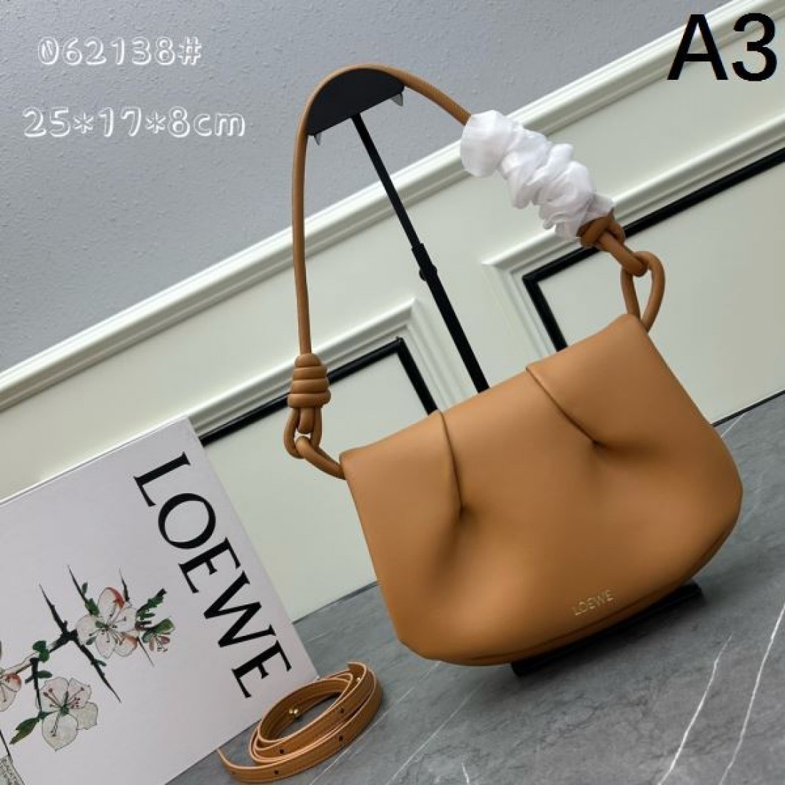 LOEWE スーパーコピー トートバッグ ロゴ カジュアルさが強すぎる ロエベ