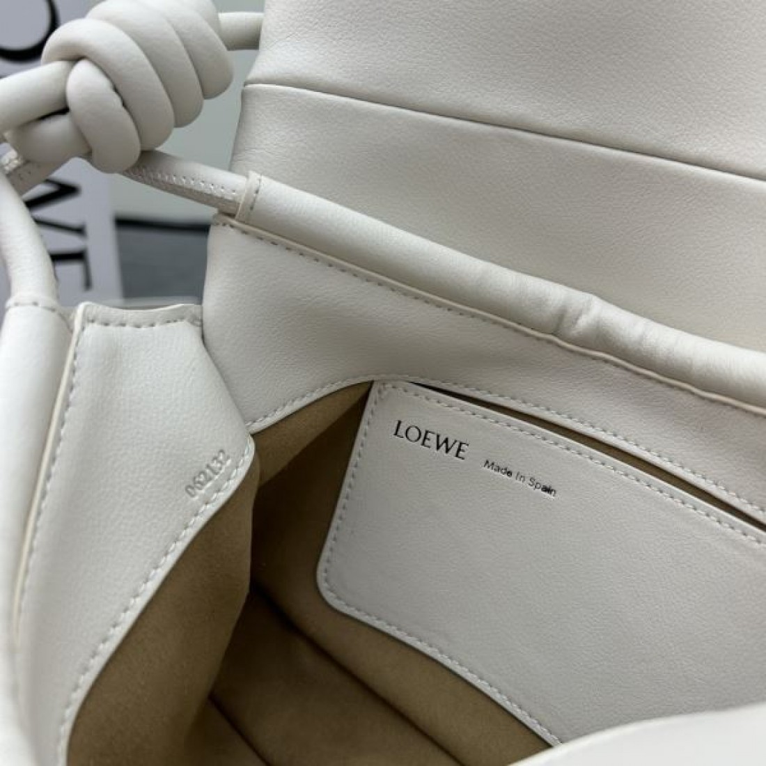 LOEWE スーパーコピー トートバッグ ロゴ カジュアルさが強すぎる ロエベ