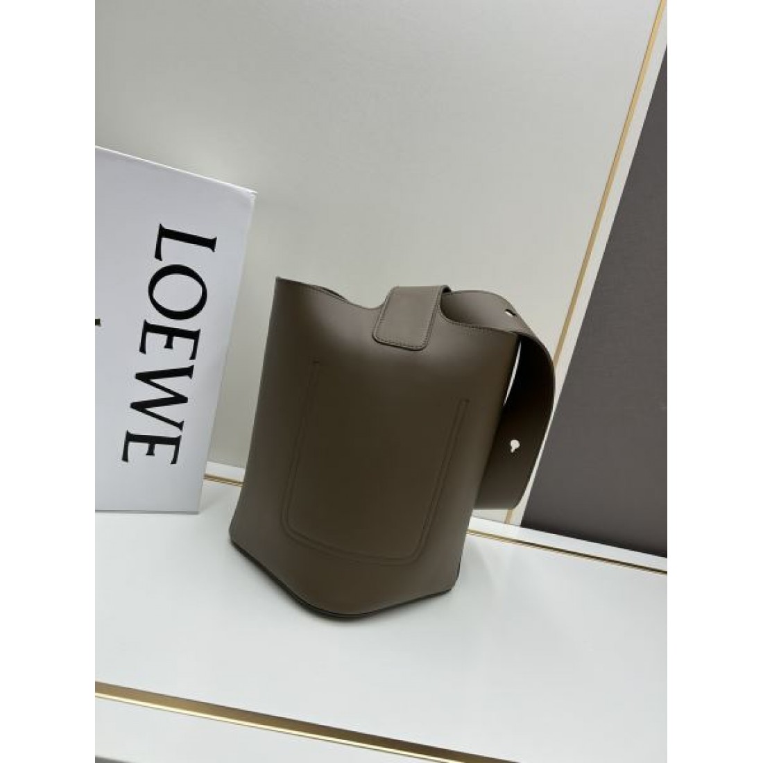 LOEWE スーパーコピー トートバッグ ロゴ 新作カジュアルコーデに ロエベ