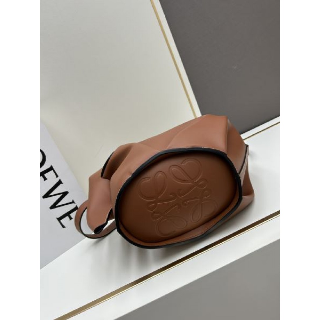 LOEWE スーパーコピー トートバッグ ロゴ 希少！取り扱い店舗限定 ロエベ