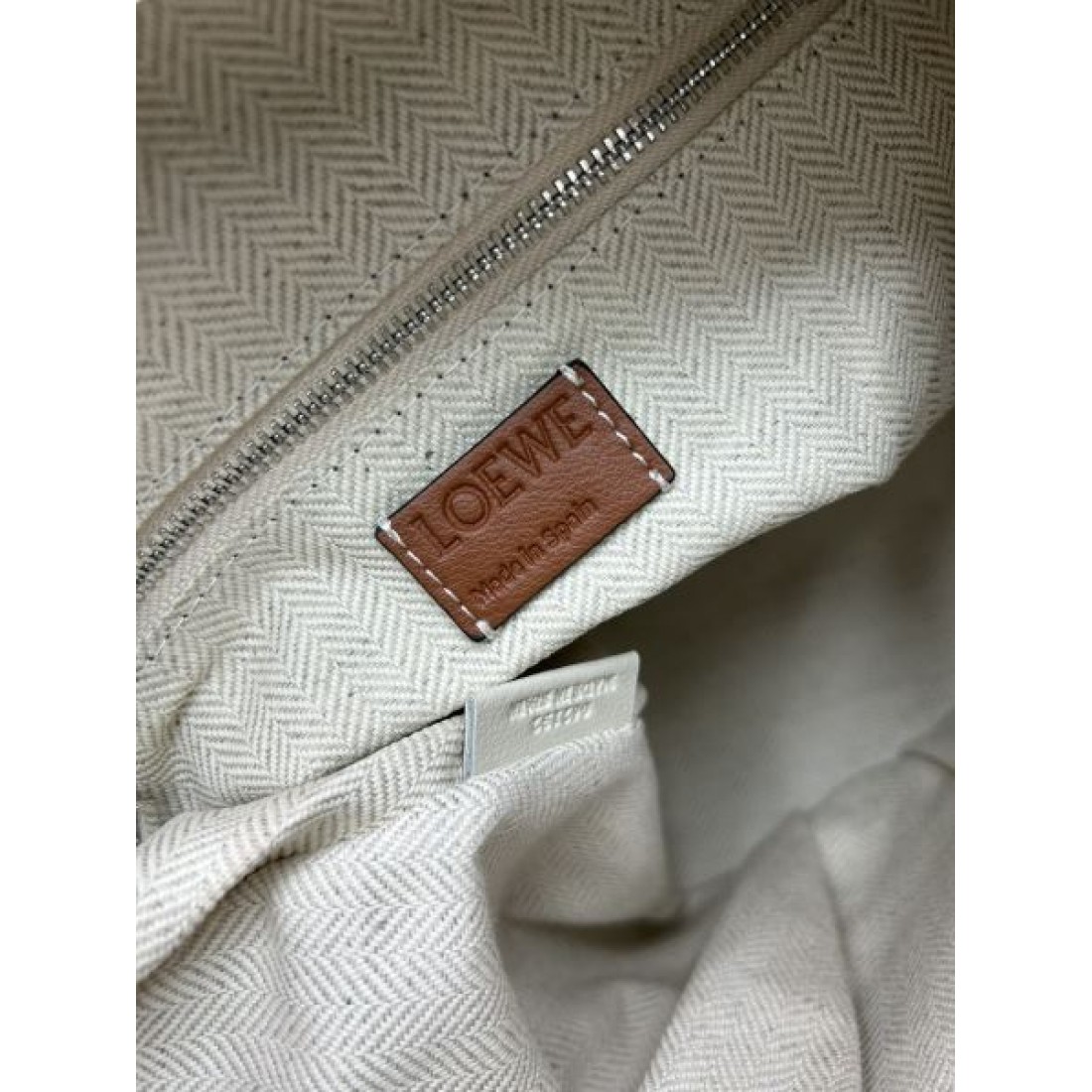 LOEWE スーパーコピー トートバッグ ロゴ 希少！取り扱い店舗限定 ロエベ