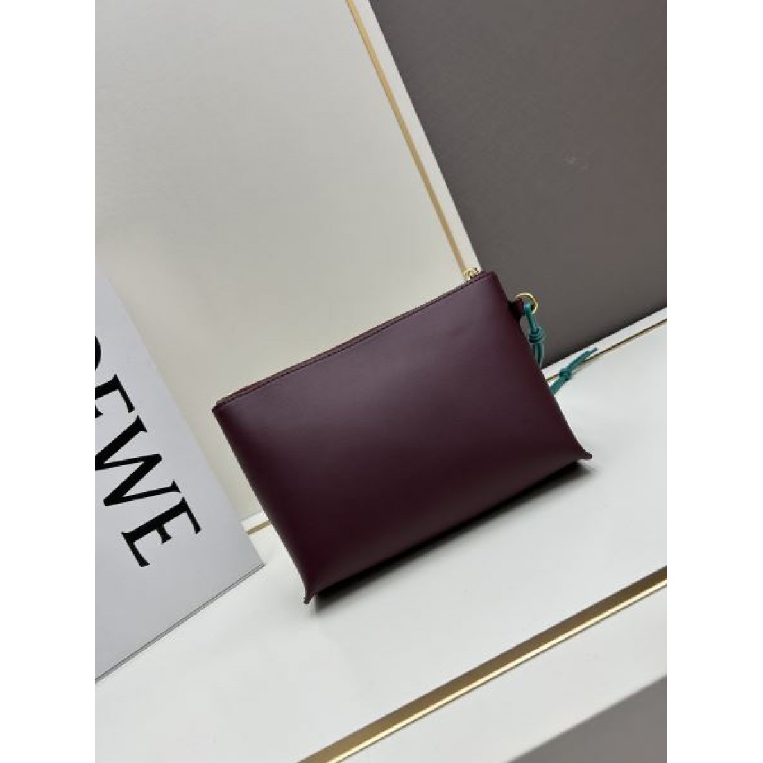 ロエベ コピー クラッチバッグ ロゴ 海外の顧客限定先行セール LOEWE