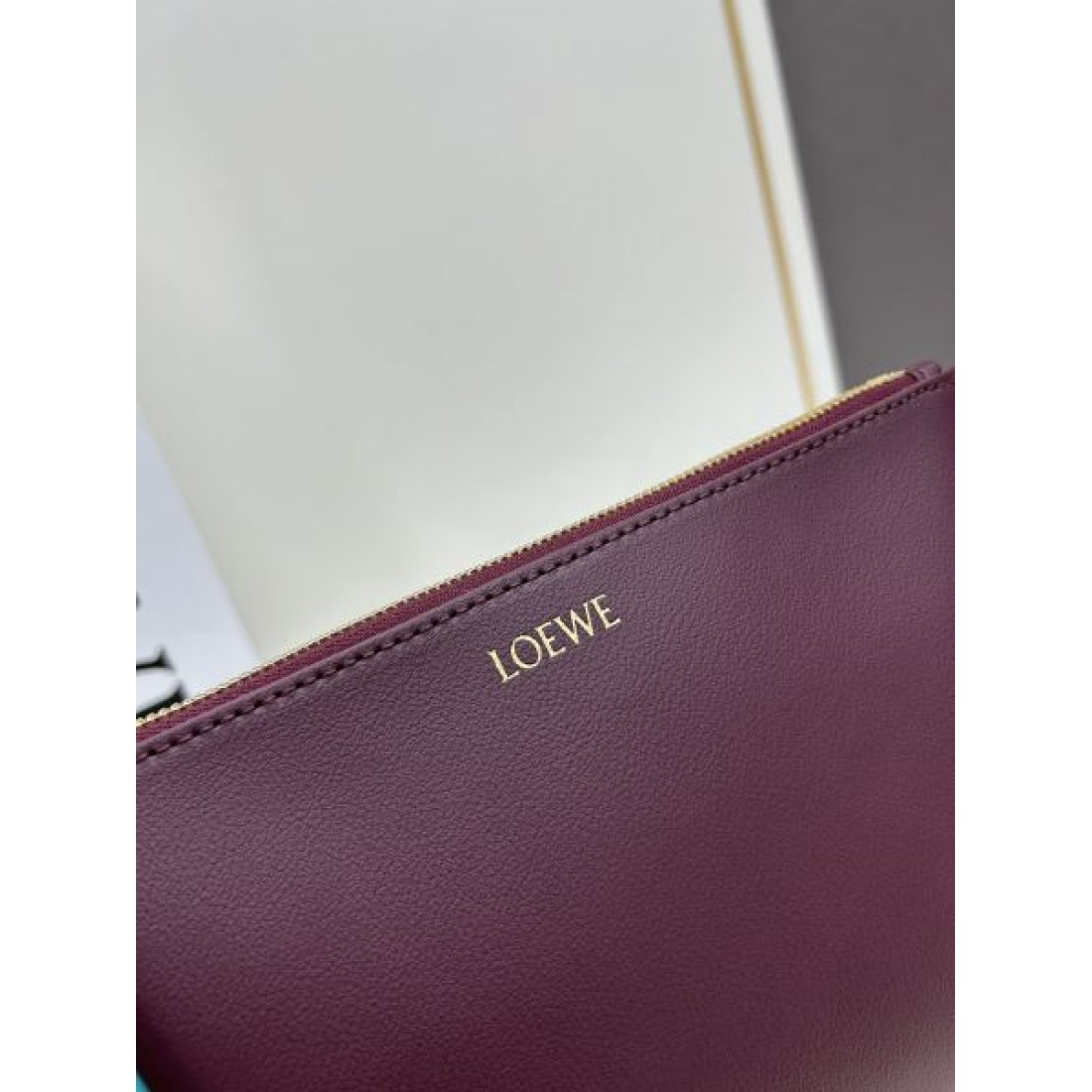 ロエベ コピー クラッチバッグ ロゴ 海外の顧客限定先行セール LOEWE
