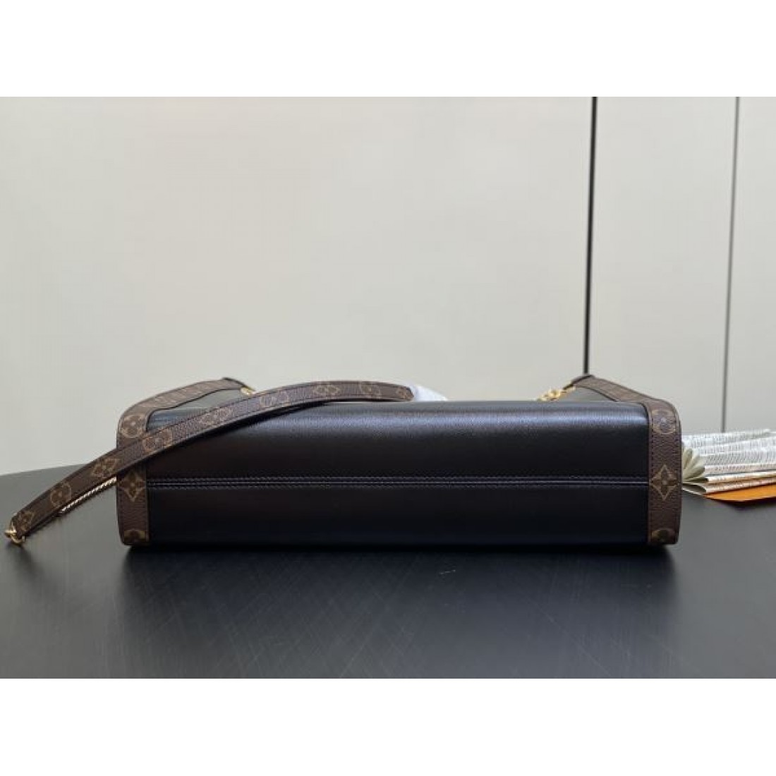 ルイヴィトン スーパーコピー トートバッグ ロゴ 絶対欲しい新作 LOUIS VUITTON