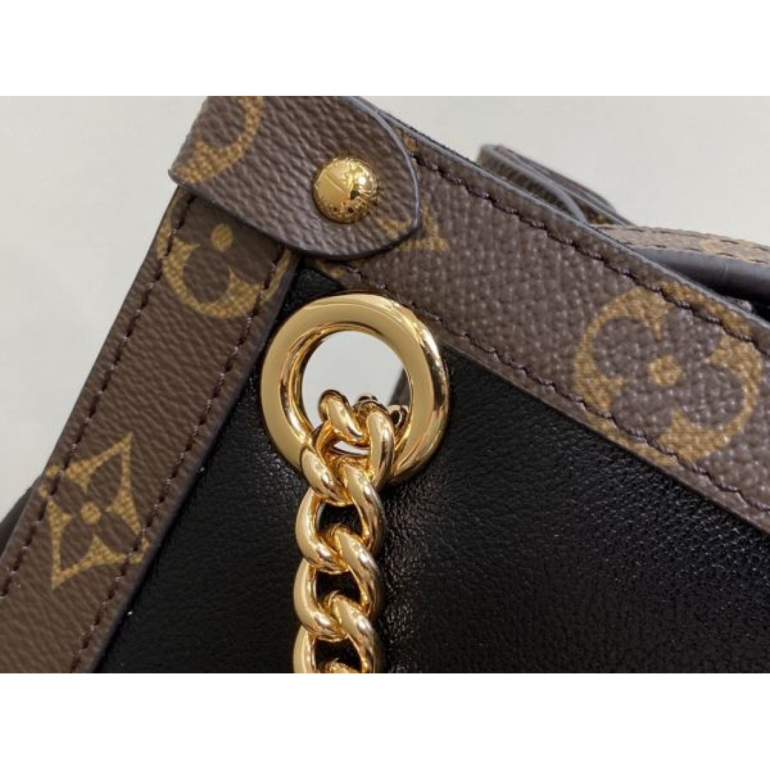 ルイヴィトン スーパーコピー トートバッグ ロゴ 絶対欲しい新作 LOUIS VUITTON