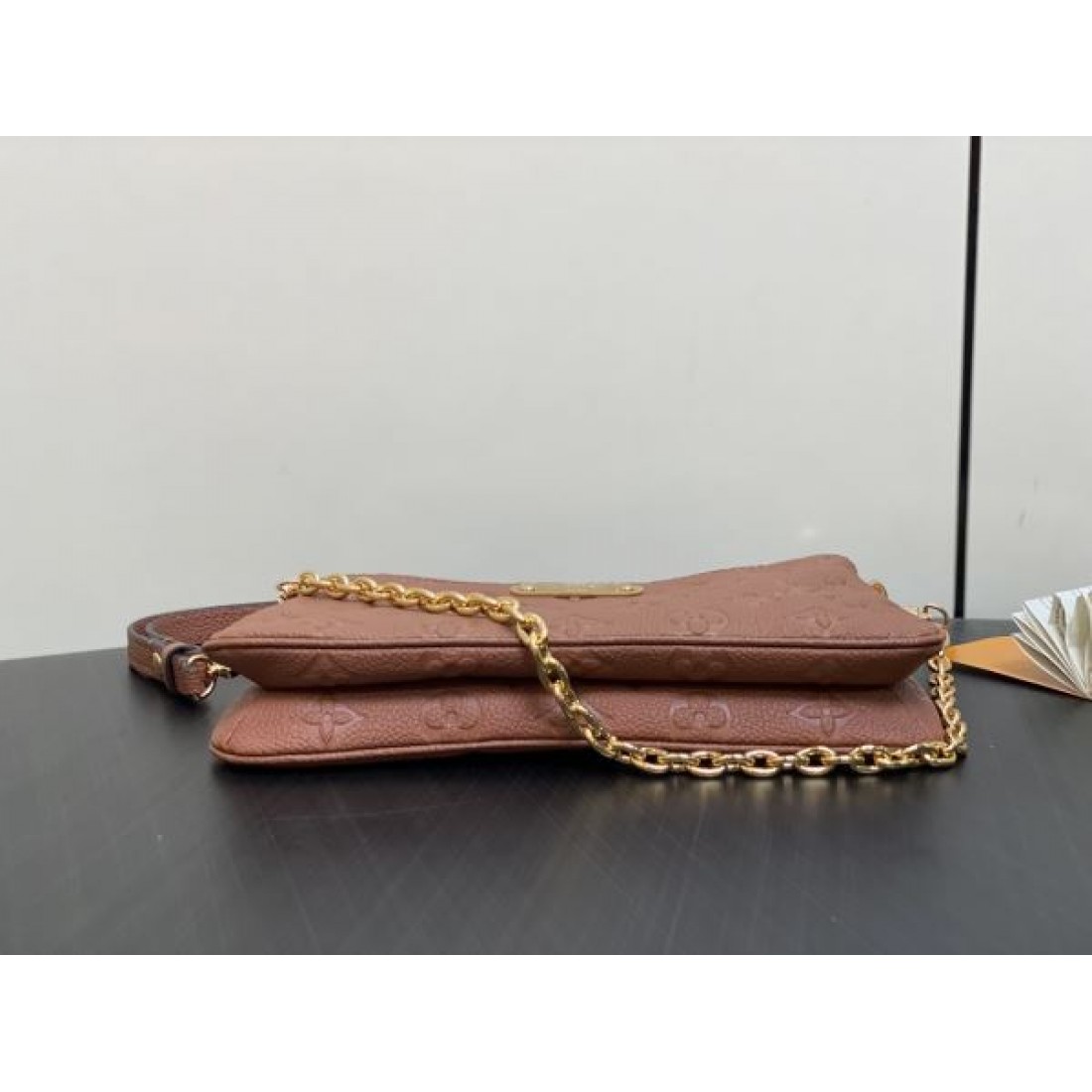 ルイヴィトン スーパーコピー トートバッグ ロゴ 流行中アイテム LOUIS VUITTON