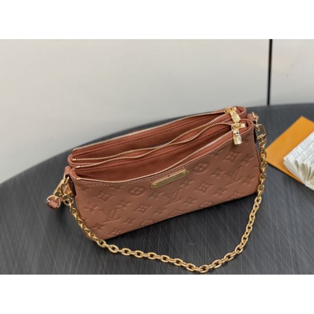 ルイヴィトン スーパーコピー トートバッグ ロゴ 流行中アイテム LOUIS VUITTON