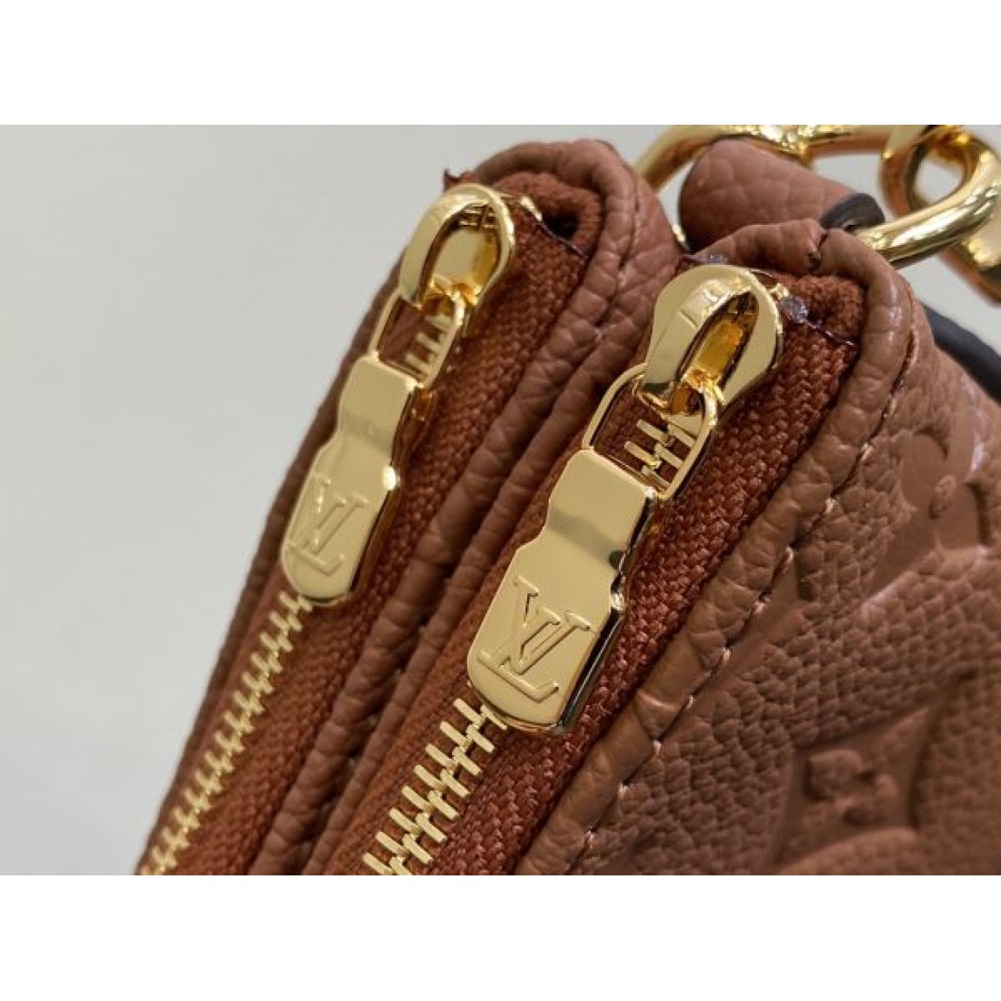 ルイヴィトン スーパーコピー トートバッグ ロゴ 流行中アイテム LOUIS VUITTON