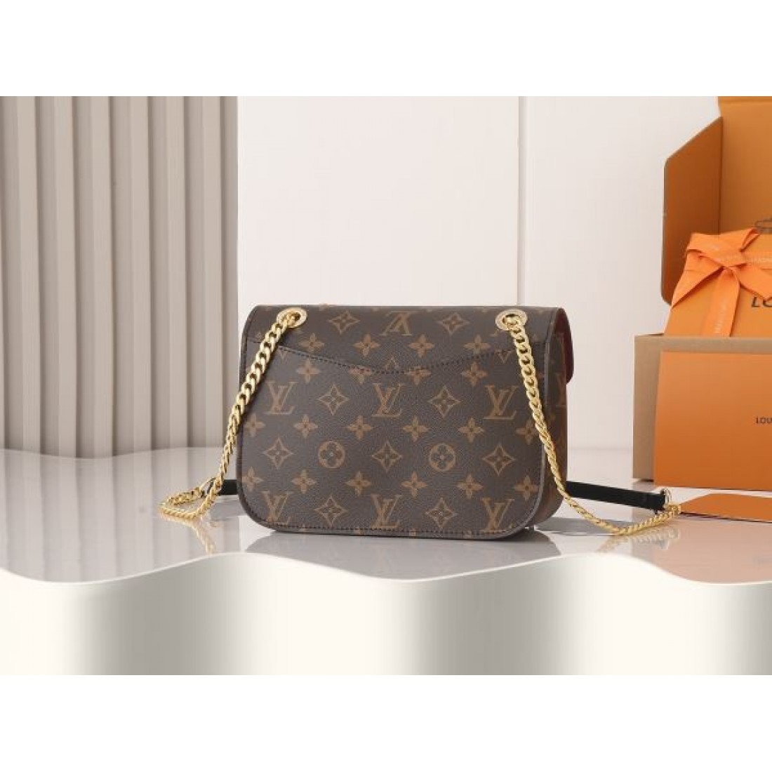 LOUIS VUITTON コピー ショルダーバッグ トレンドカラー ルイヴィトン
