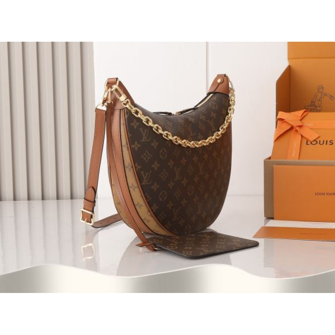 ルイヴィトン コピー ショルダーバッグ トレンドカラー LOUIS VUITTON