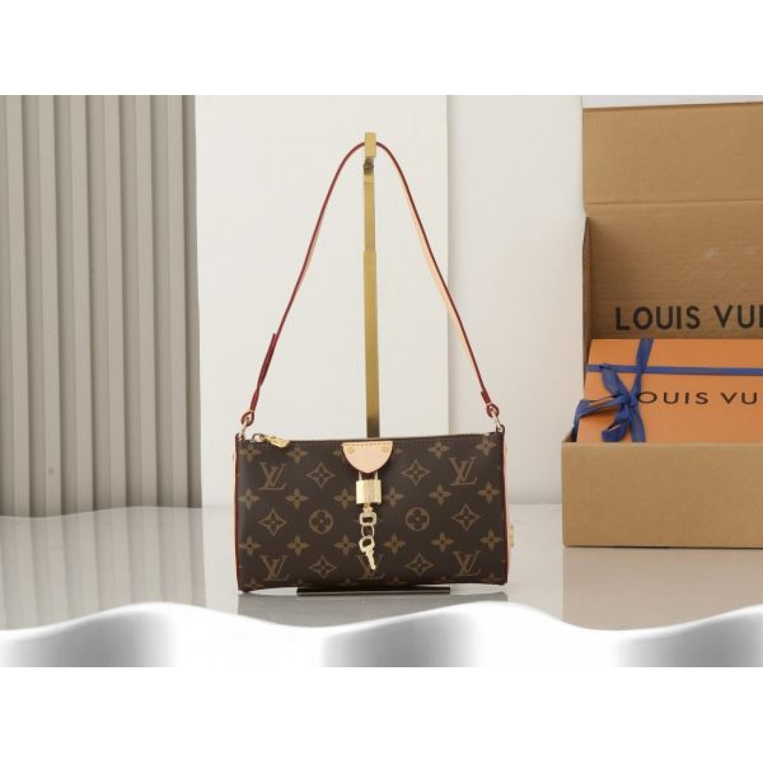 ルイヴィトン コピー ショルダーバッグ 定番のスタイル LOUIS VUITTON