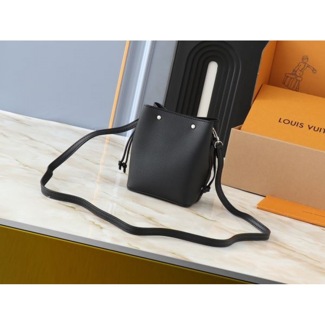 YSL イヴ サンローラン コピー トートバッグ セールで格安 SAINT LAURENT
