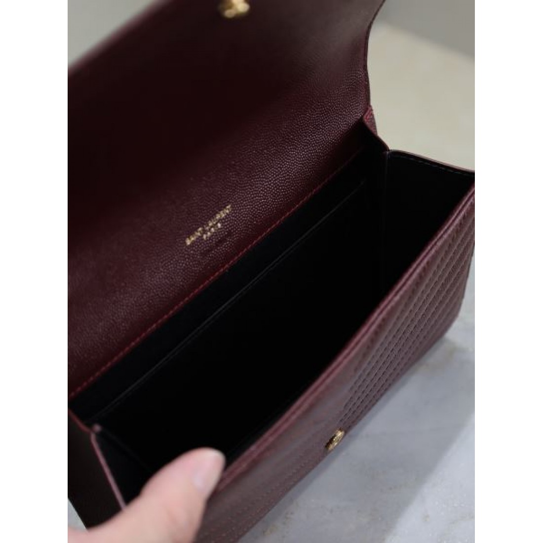 LOUIS VUITTON コピー クラッチバッグ ロゴ 高級感 超安値 ルイヴィトン