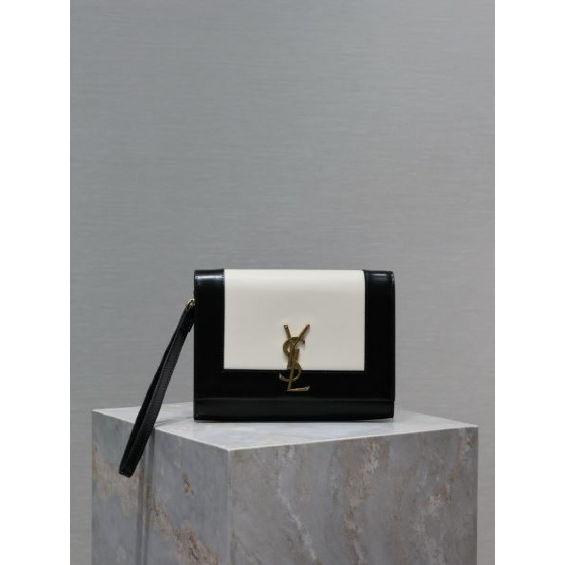 LOUIS VUITTON コピー クラッチバッグ ロゴ 発売極限状態 ルイヴィトン