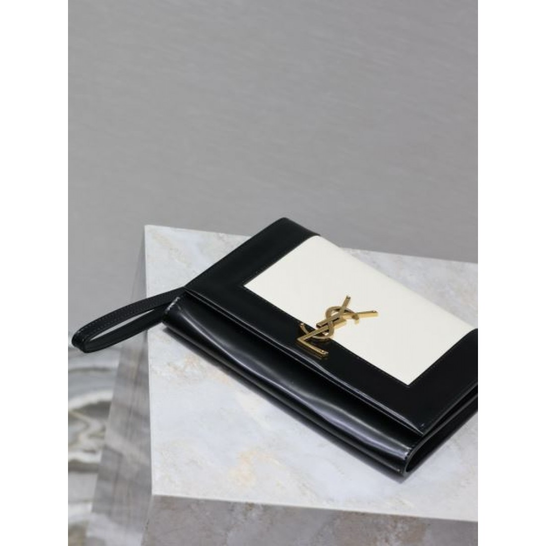 LOUIS VUITTON コピー クラッチバッグ ロゴ 発売極限状態 ルイヴィトン