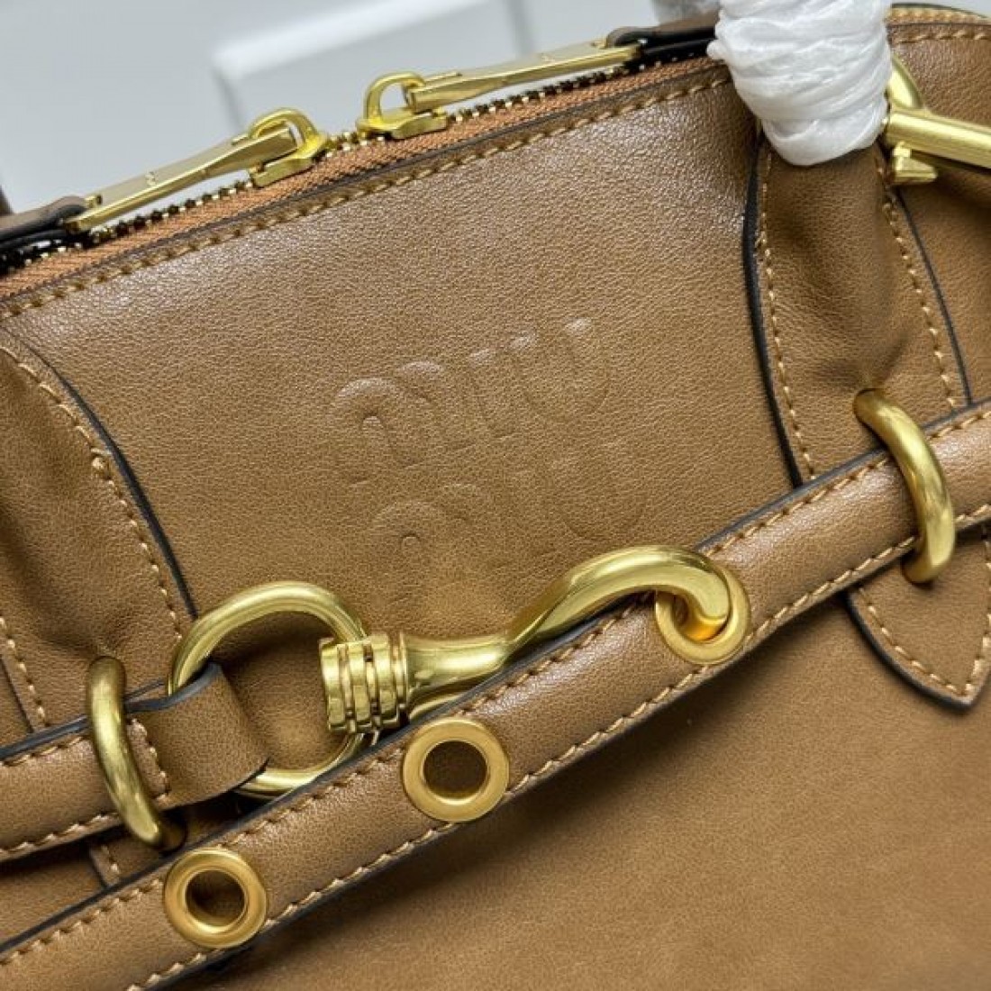 ミュウミュウ スーパーコピー トートバッグ ロゴ 人気のブランド MIU MIU