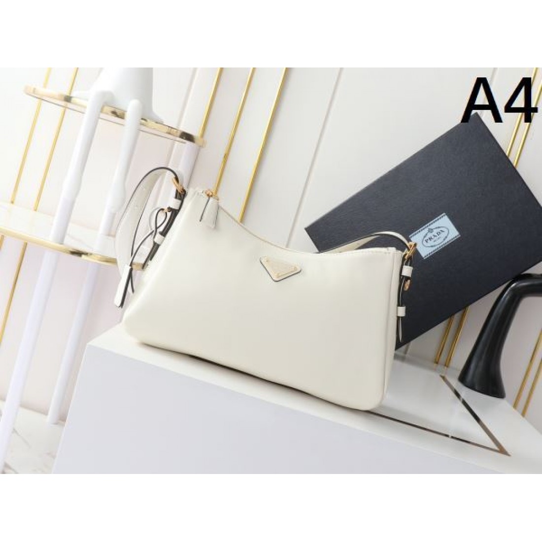 PRADA コピー ショルダーバッグ 新作いきなり値下げ プラダ