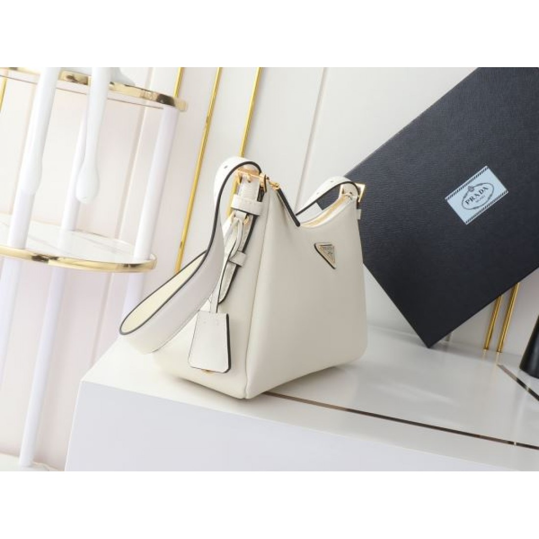 PRADA コピー ショルダーバッグ 新作いきなり値下げ プラダ