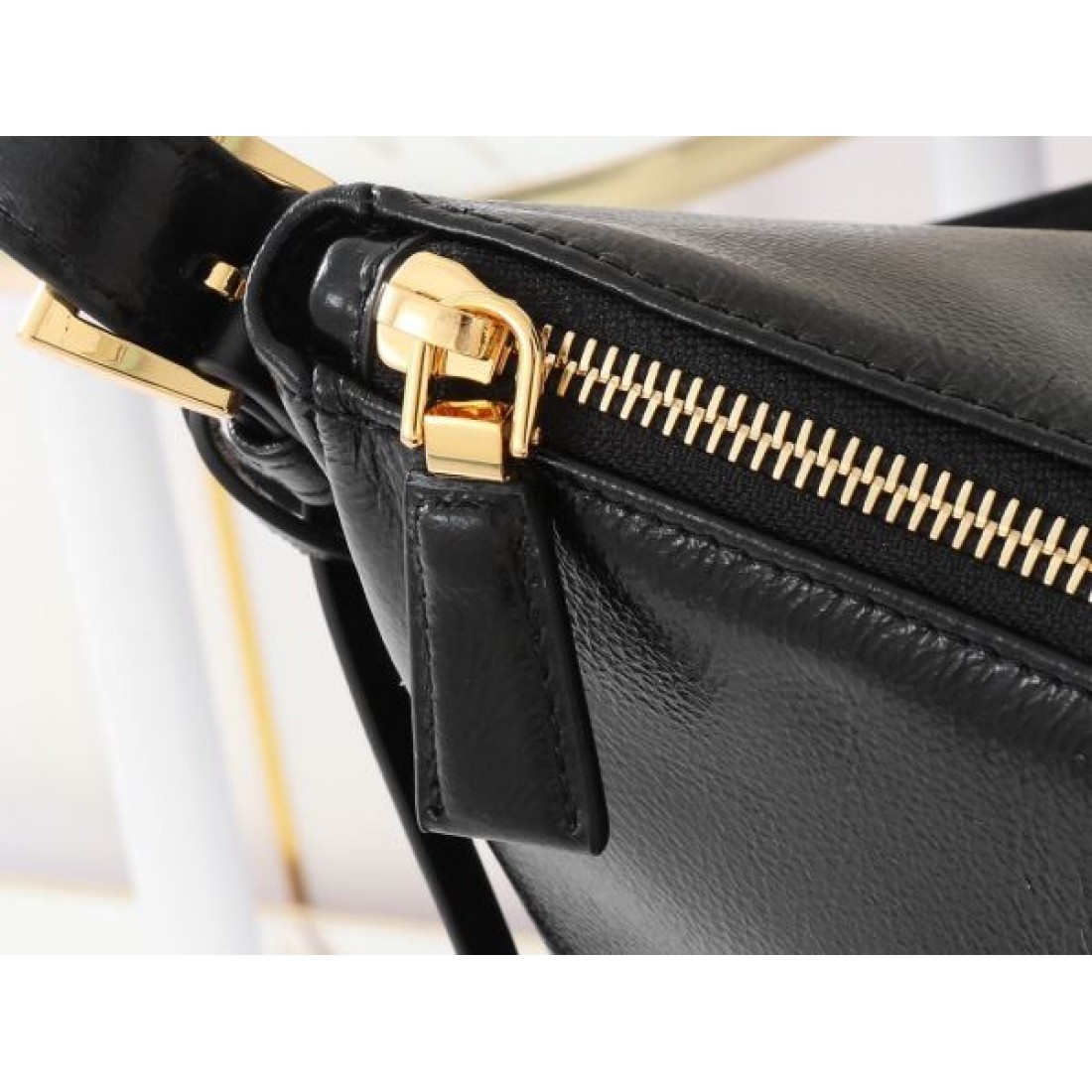 PRADA コピー ショルダーバッグ 最新作期間限定セール プラダ