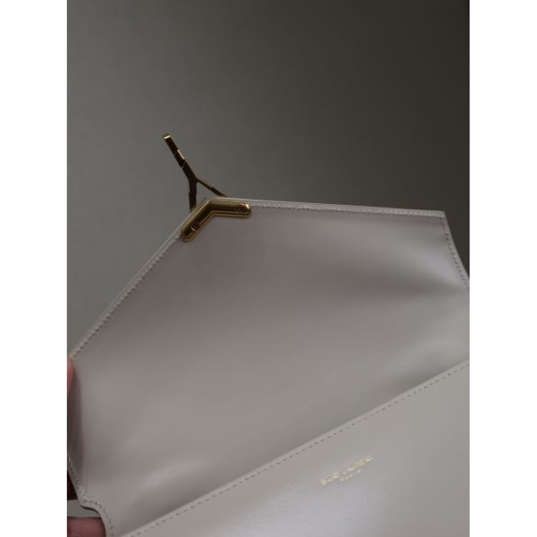 イヴ サンローラン スーパーコピー トートバッグ ロゴ 圧倒的な支持率 SAINT LAURENT
