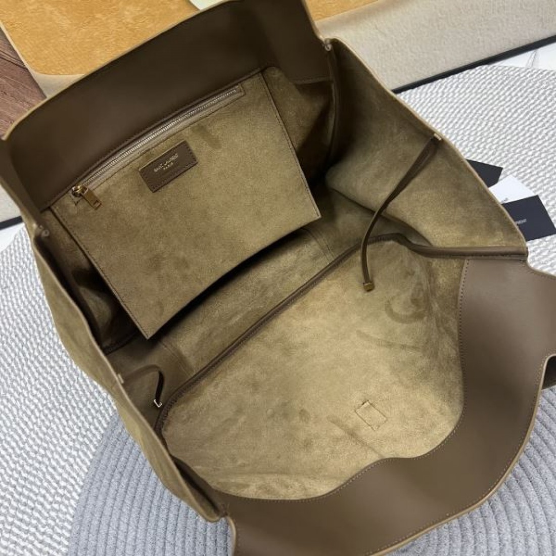 サンローラン スーパーコピー トートバッグ ロゴ セレブ愛用上品 SAINT LAURENT