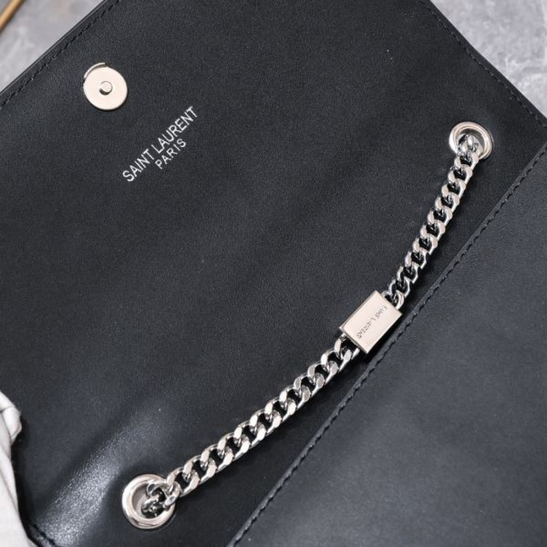 YSL イヴ サンローラン コピー ショルダーバッグ ロゴ 期間限定セール SAINT LAURENT