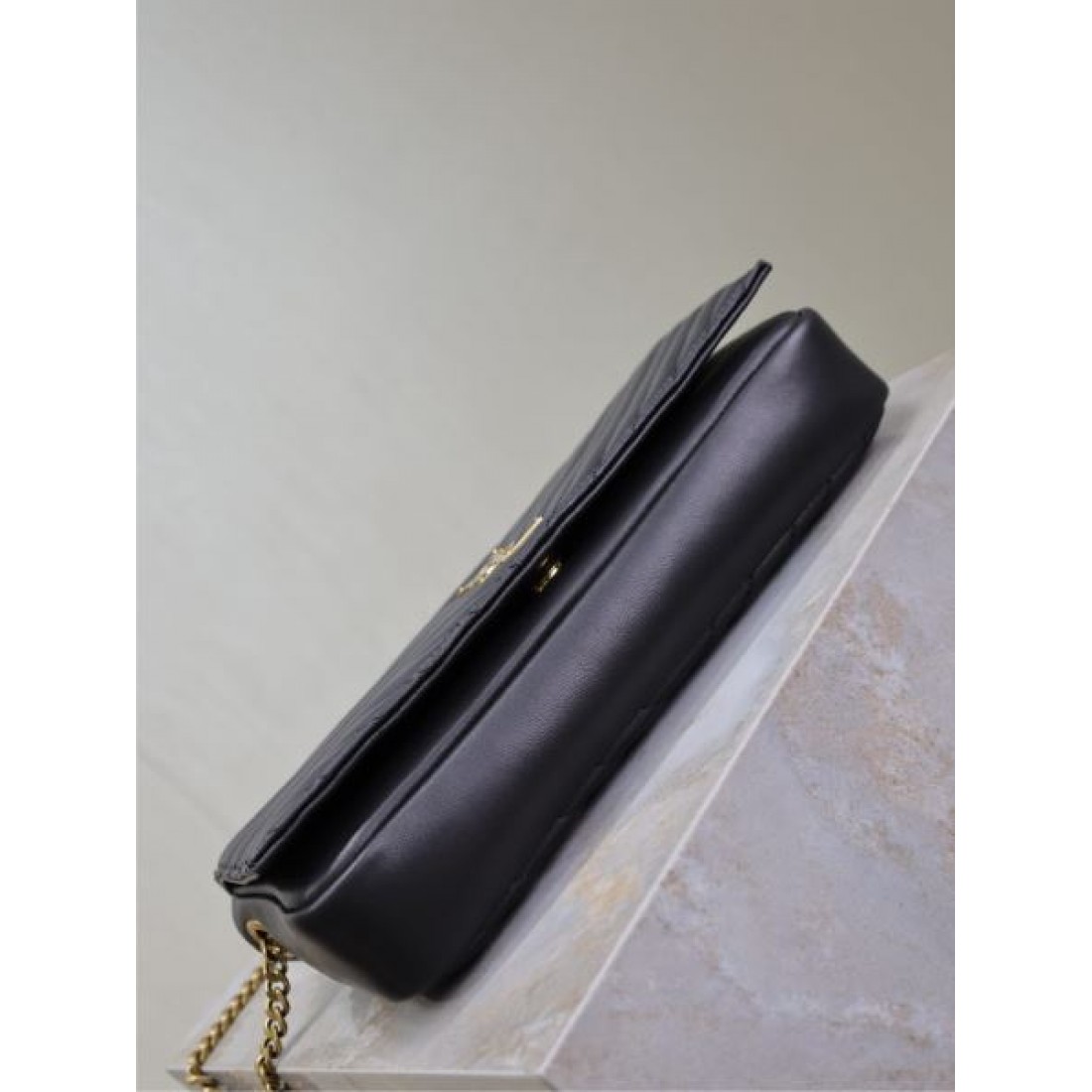 イヴ サンローラン コピー ショルダーバッグ ご好評につき SAINT LAURENT
