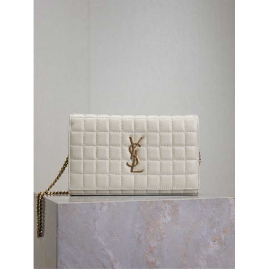 YSL イヴ サンローラン コピー ショルダーバッグ 今季トレンド SAINT LAURENT