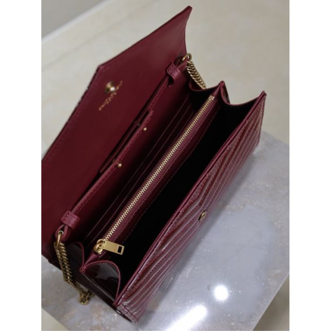 YSL イヴ サンローラン コピー ショルダーバッグ 注目度が高い SAINT LAURENT