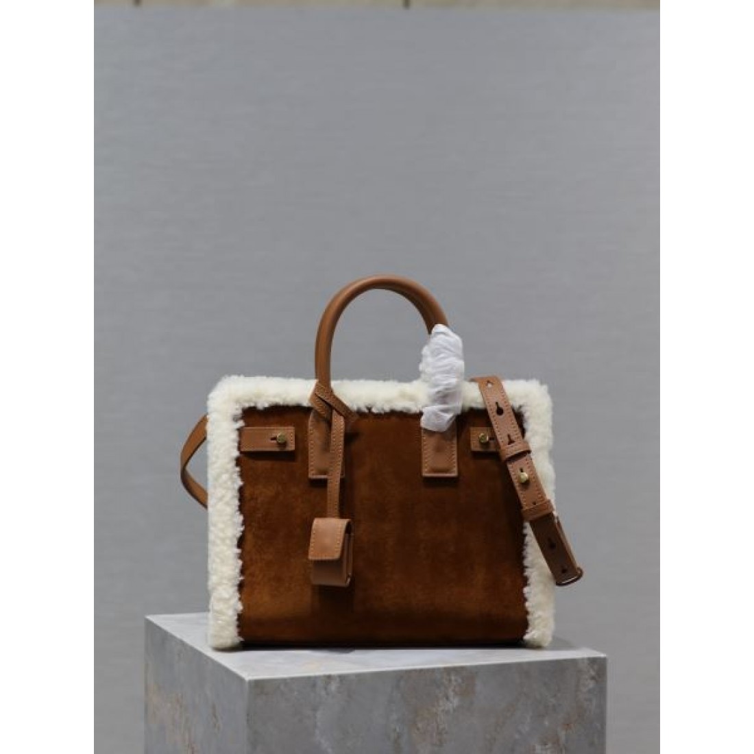 YSL イヴ サンローラン コピー トートバッグ 支持が急上昇 SAINT LAURENT