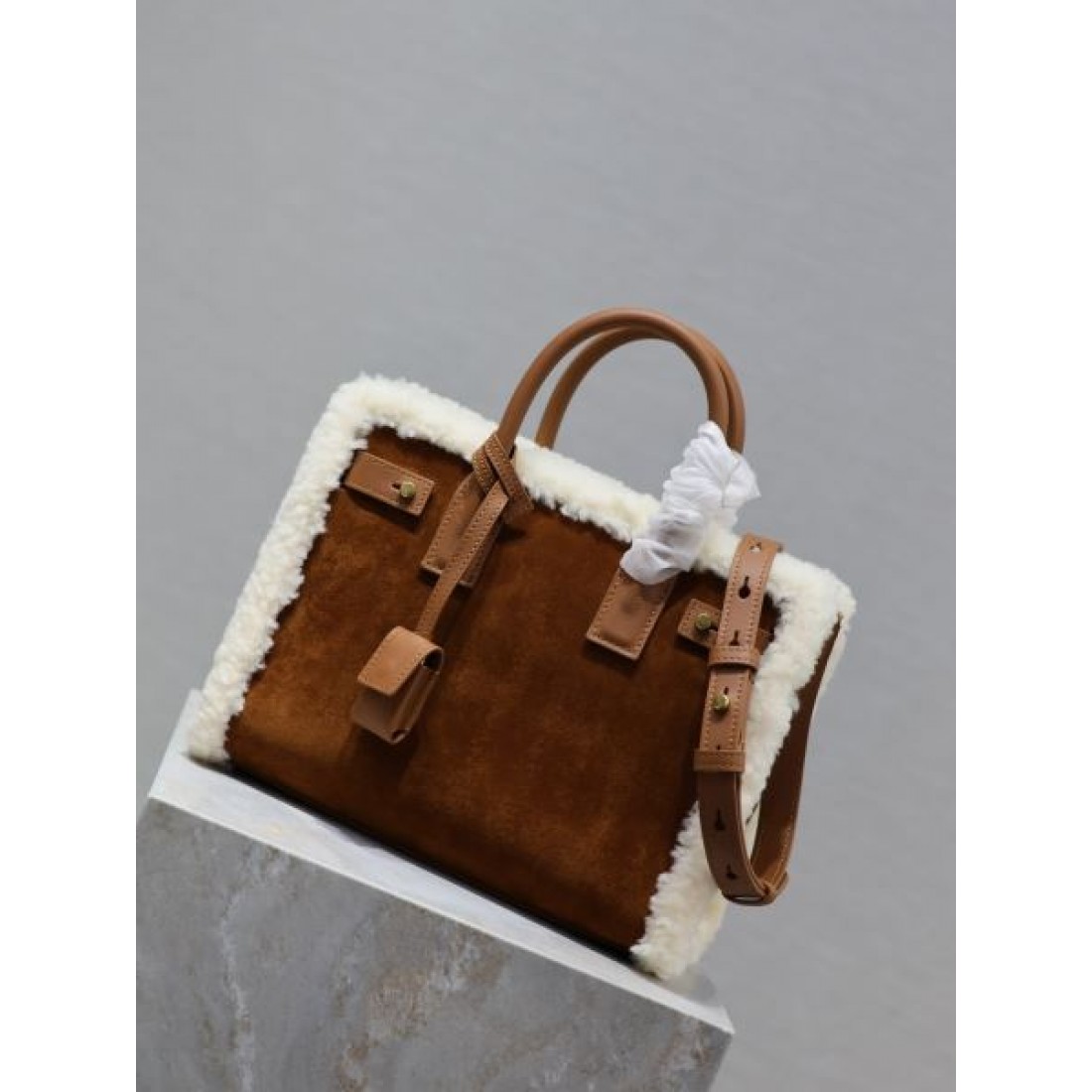 YSL イヴ サンローラン コピー トートバッグ 支持が急上昇 SAINT LAURENT
